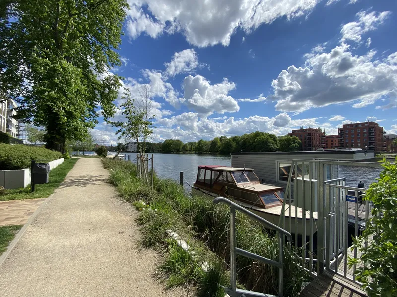 Wohnen an der Müggelspree - Modern, hell und direkt am Wasser! — photo 1